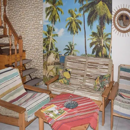 Дом отдыха Two-bedroom Holiday In Балатонлелле
